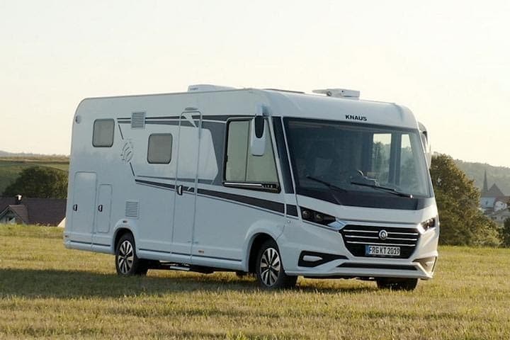 Knaus LIVE I 700 - Vollausgestattetes, vollintegriertes Wohnmobil in Berlin