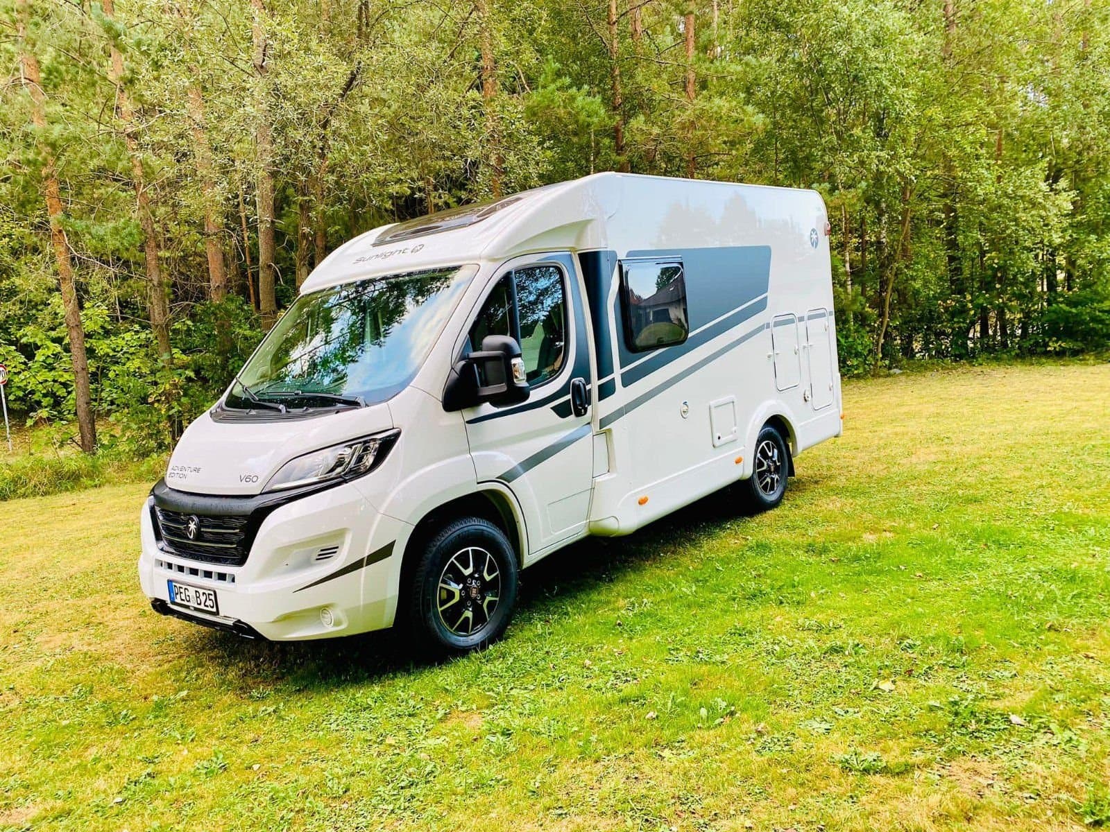 Nagelneues Sunlight V60 Wohnmobil in Pegnitz